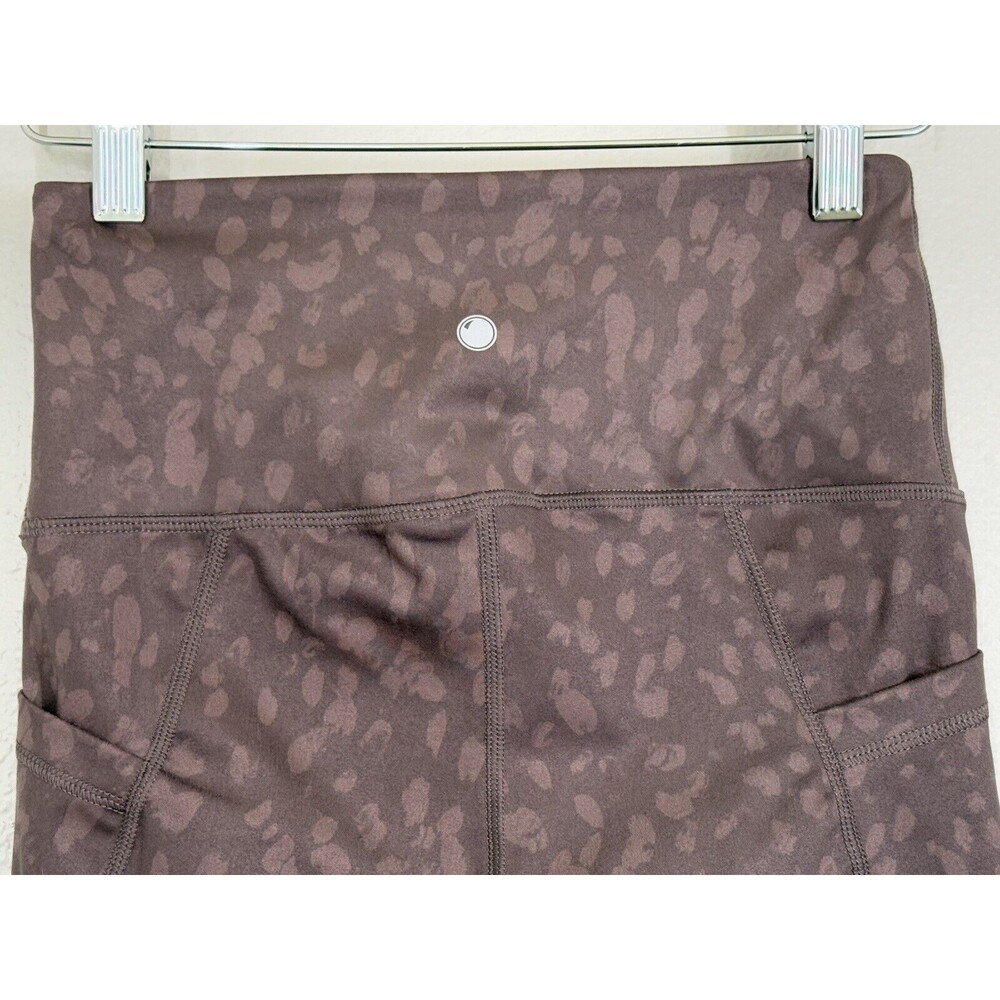 Yogalicious Lux Animal Print Biker Shorts Taupe Brown Womens Size XS W Pockets - Picture 4 of 9